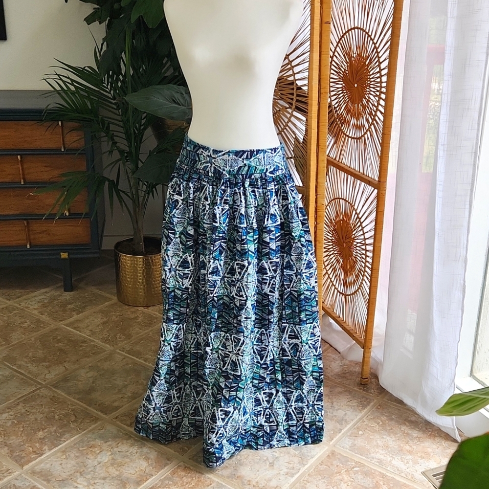 Sika X ballskirt, size 14